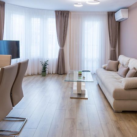 Comfy Home In The Heart Of Бургас Экстерьер фото