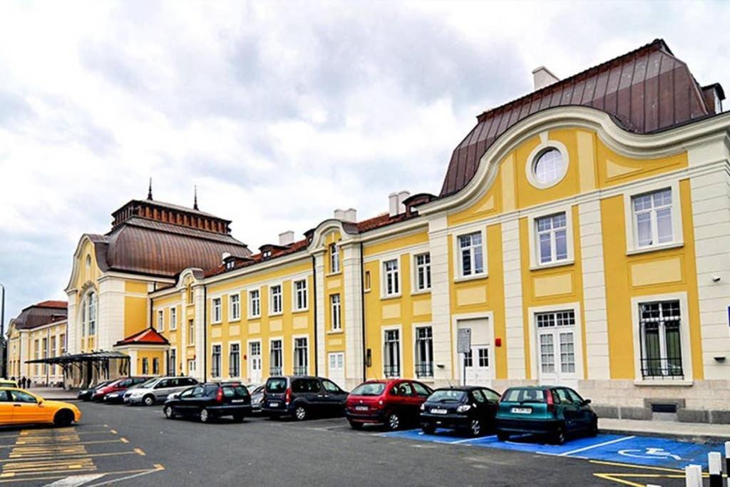 Comfy Home In The Heart Of Бургас Экстерьер фото